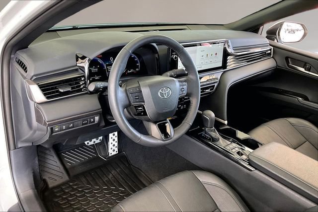 Used 2025 Toyota Camry XSE image 14