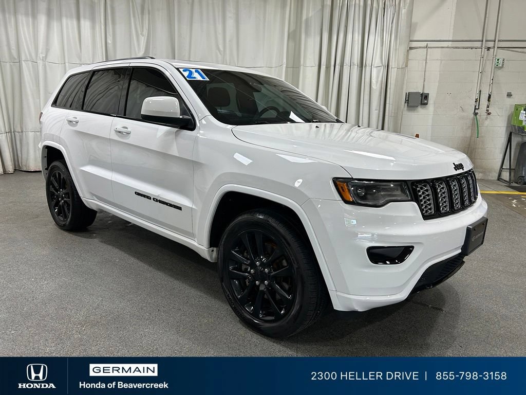 Used 2021 Jeep Grand Cherokee Laredo X AWD/4WD image 2