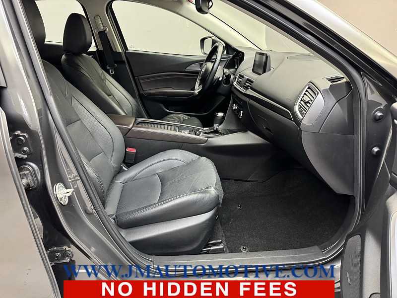 Used 2017 MAZDA MAZDA3 Grand Touring w/ Premium Equipment Package FWD image 20