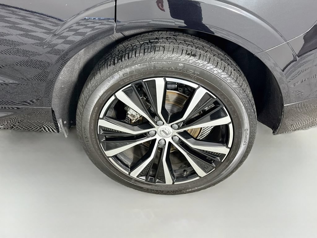 Used 2024 Volvo XC60 B5 Plus w/ Protection Package Premier AWD/4WD image 24