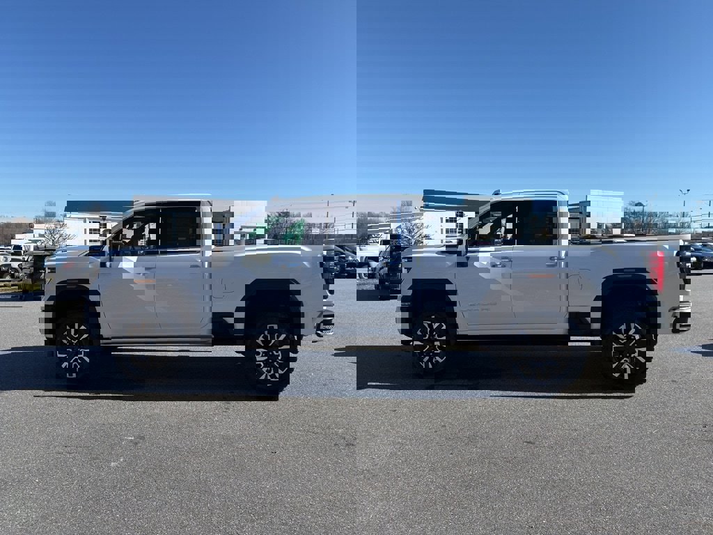 New 2026 GMC Sierra 2500 Denali Ultimate w/ Max Trailering Package image 3