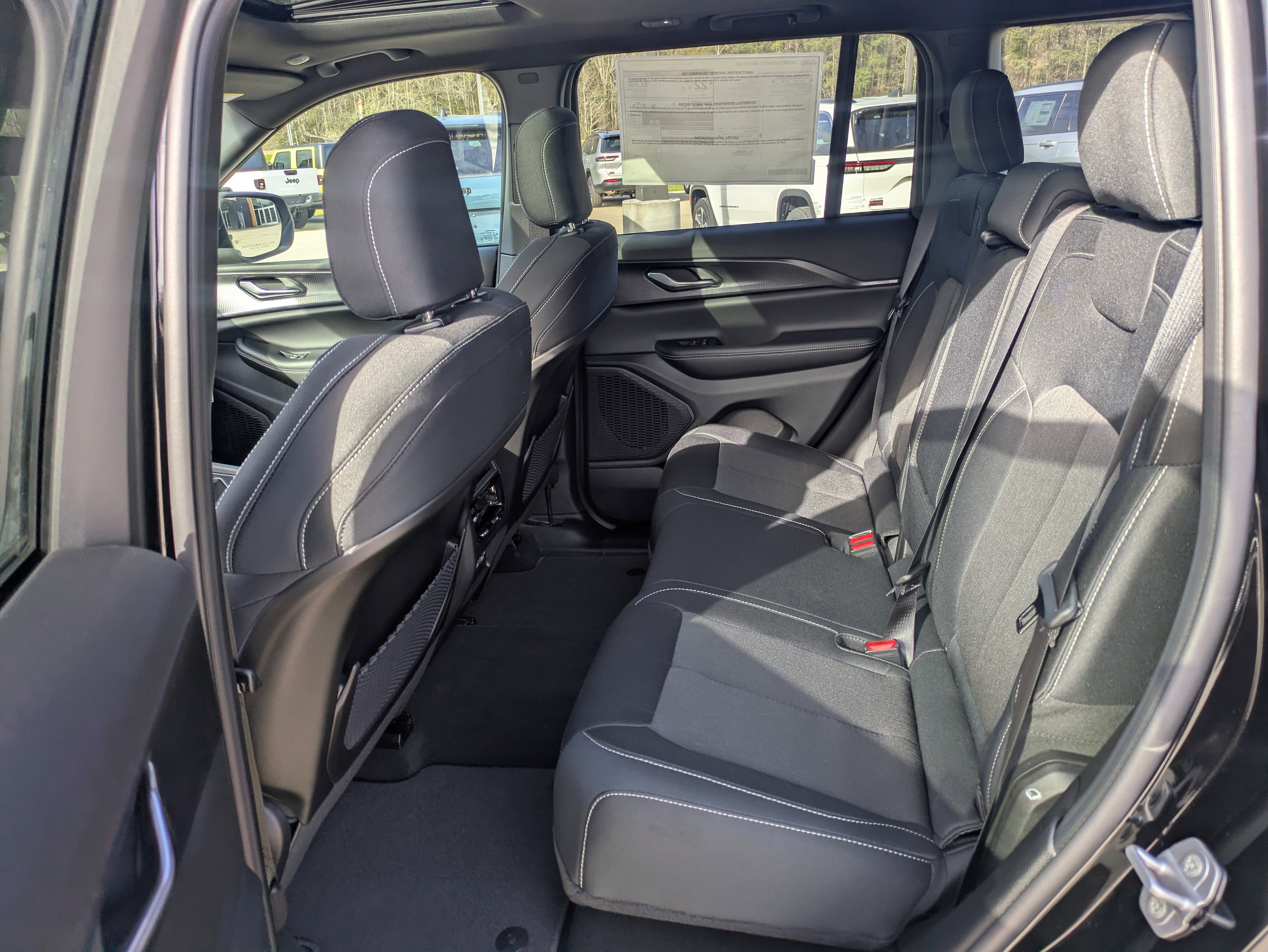 New 2026 Jeep Grand Cherokee Laredo X image 11