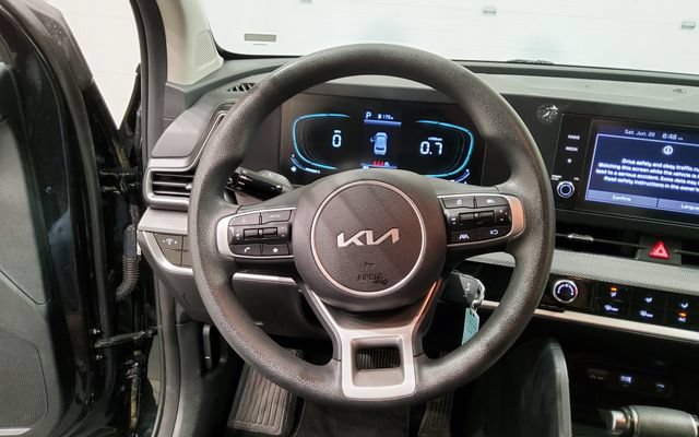 Used 2024 Kia Sportage LX FWD image 25