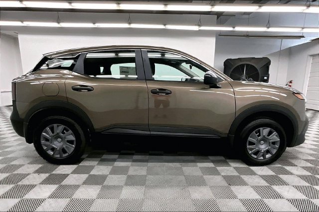 New 2026 Nissan Kicks S AWD/4WD image 19
