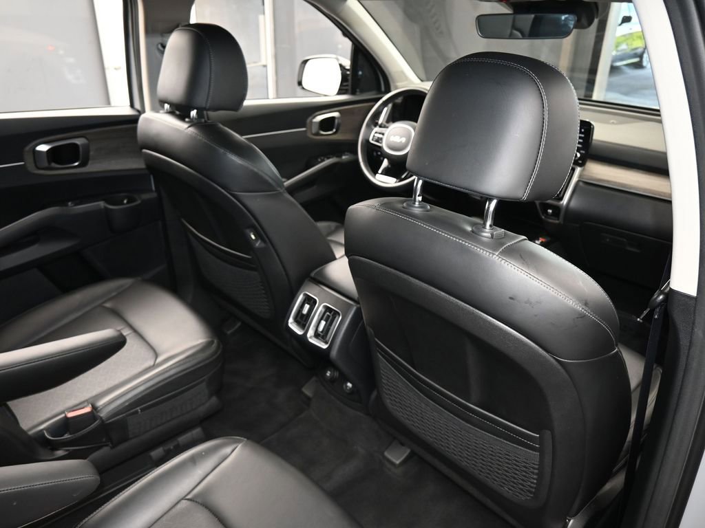 Used 2023 Kia Sorento X-Line EX image 48