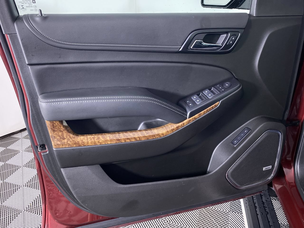 Certified 2019 Chevrolet Suburban Premier AWD/4WD image 13