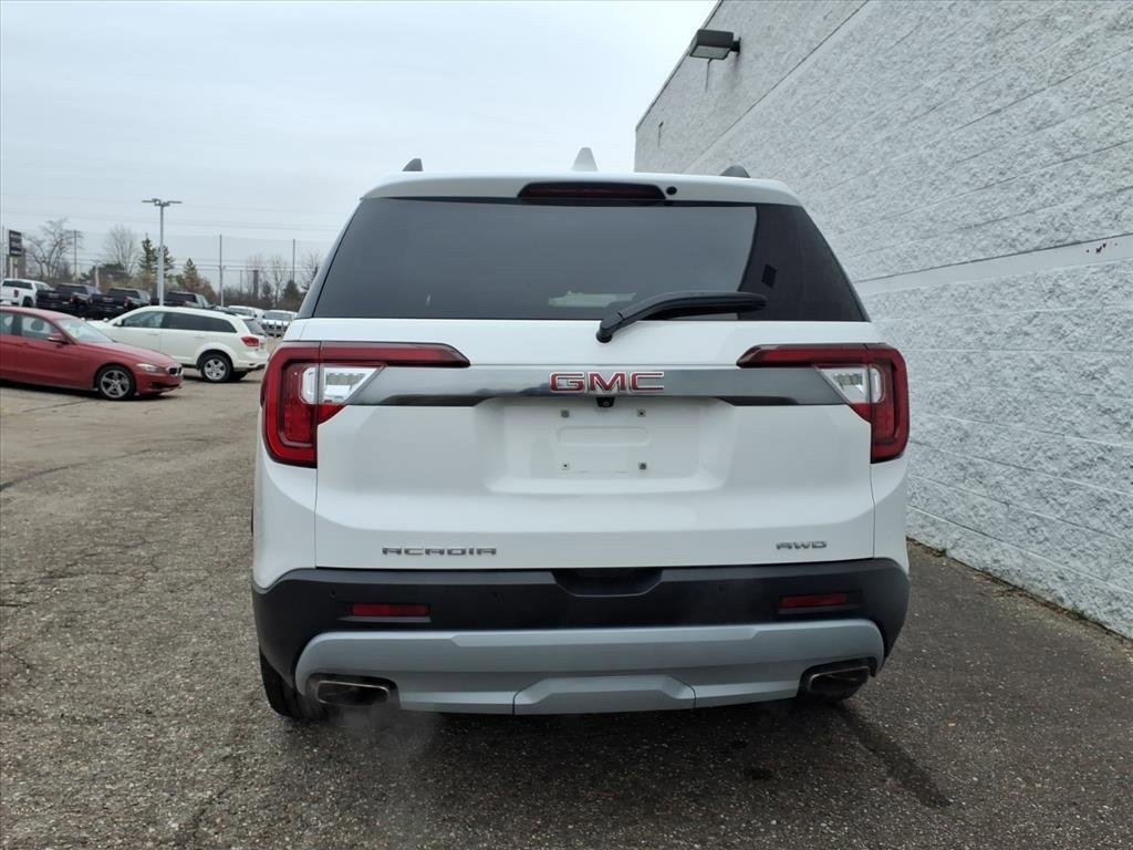 Used 2020 GMC Acadia SLT w/ Driver Alert Package II image 7