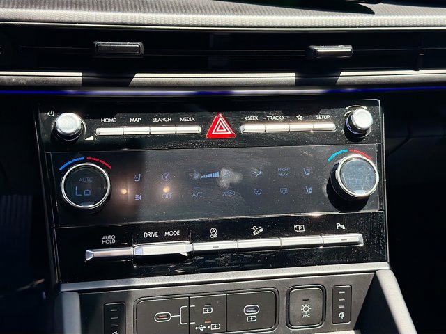 Certified 2025 Hyundai Santa Fe Calligraphy FWD image 16