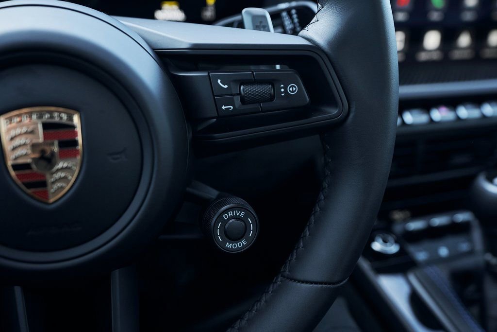 Used 2026 Porsche 911 GT3 w/ Weissach Package RWD image 58