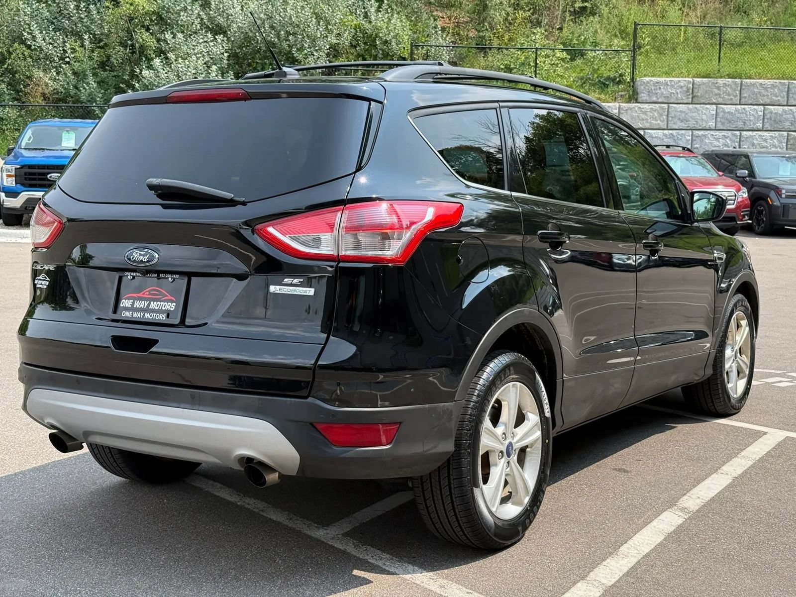 Used 2016 Ford Escape SE w/ Equipment Group 201A FWD image 5