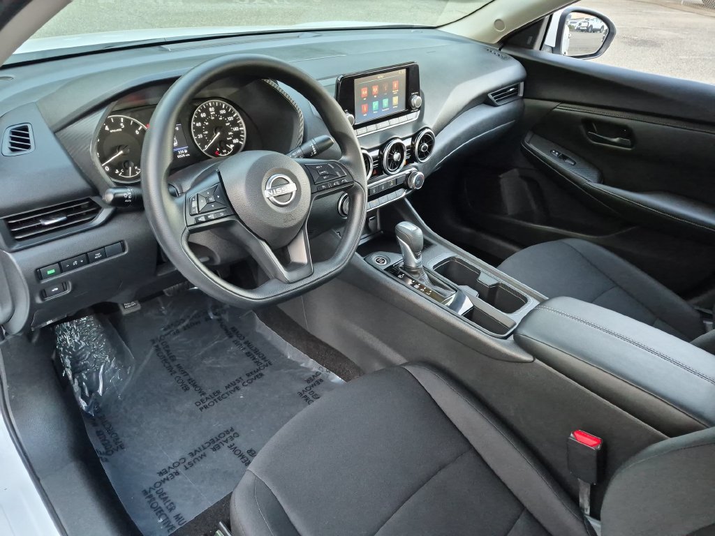 Used 2025 Nissan Sentra S FWD image 15