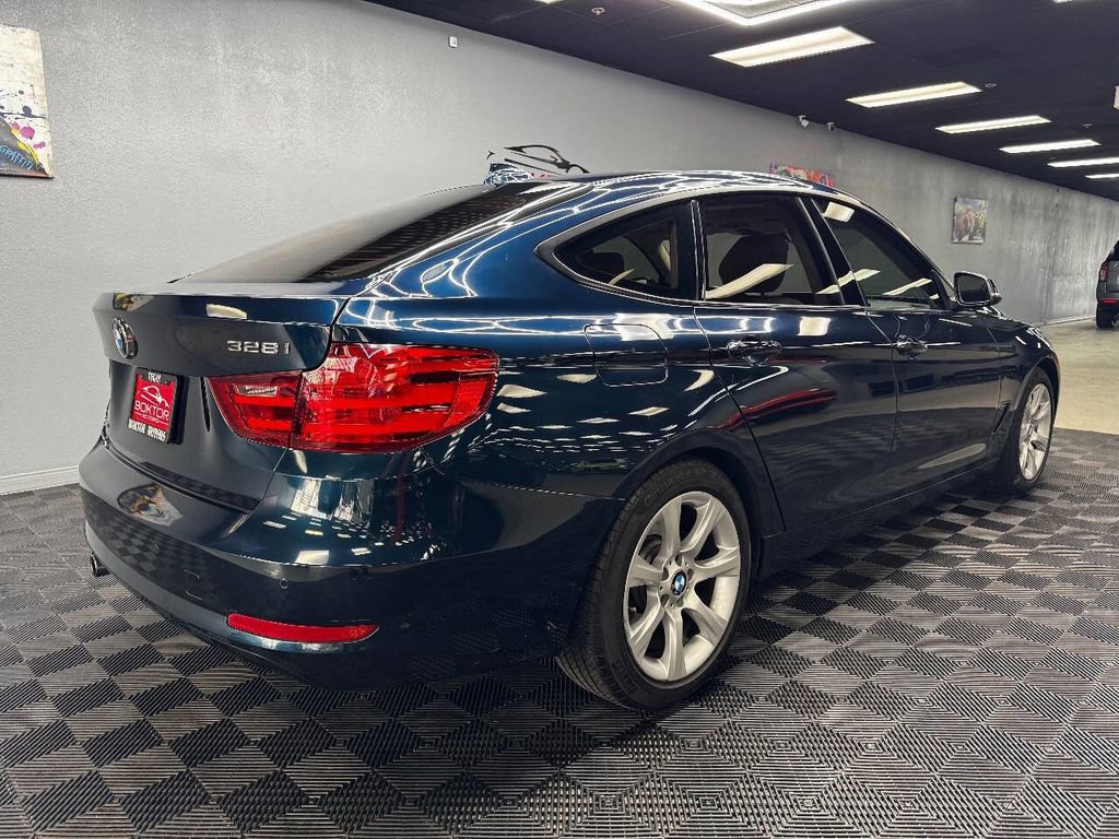 Used 2015 BMW 328i Gran Turismo xDrive image 14