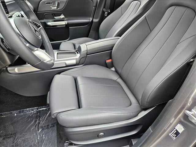 Used 2026 Mercedes-Benz GLB 250 image 15