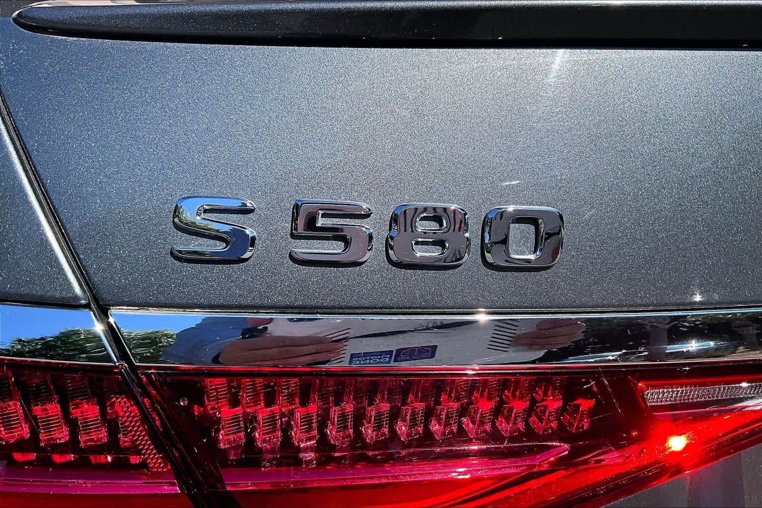 Used 2021 Mercedes-Benz S 580 4MATIC Sedan image 31