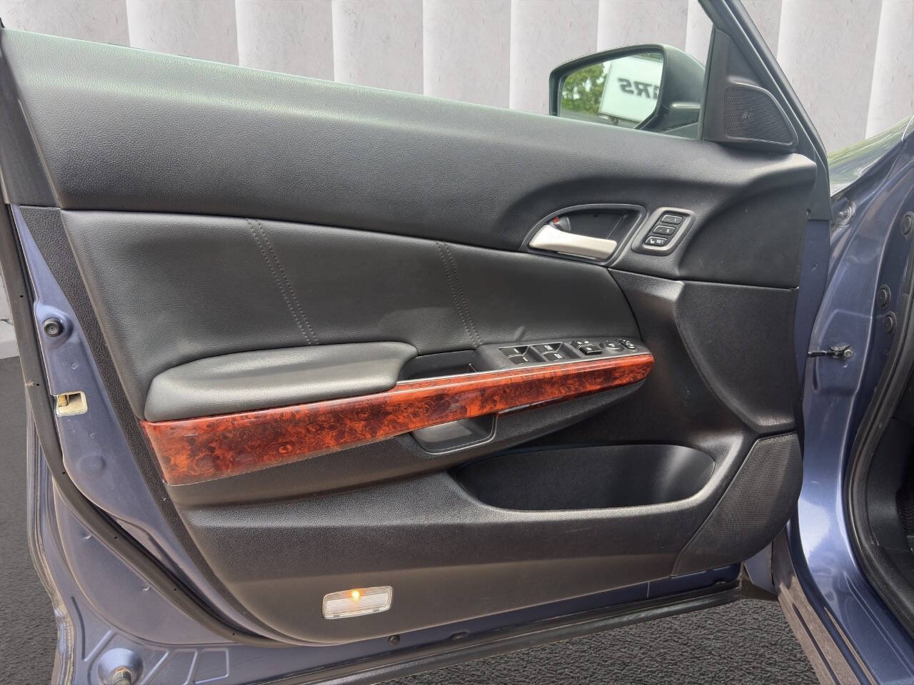 Used 2012 Honda Crosstour EX-L image 17