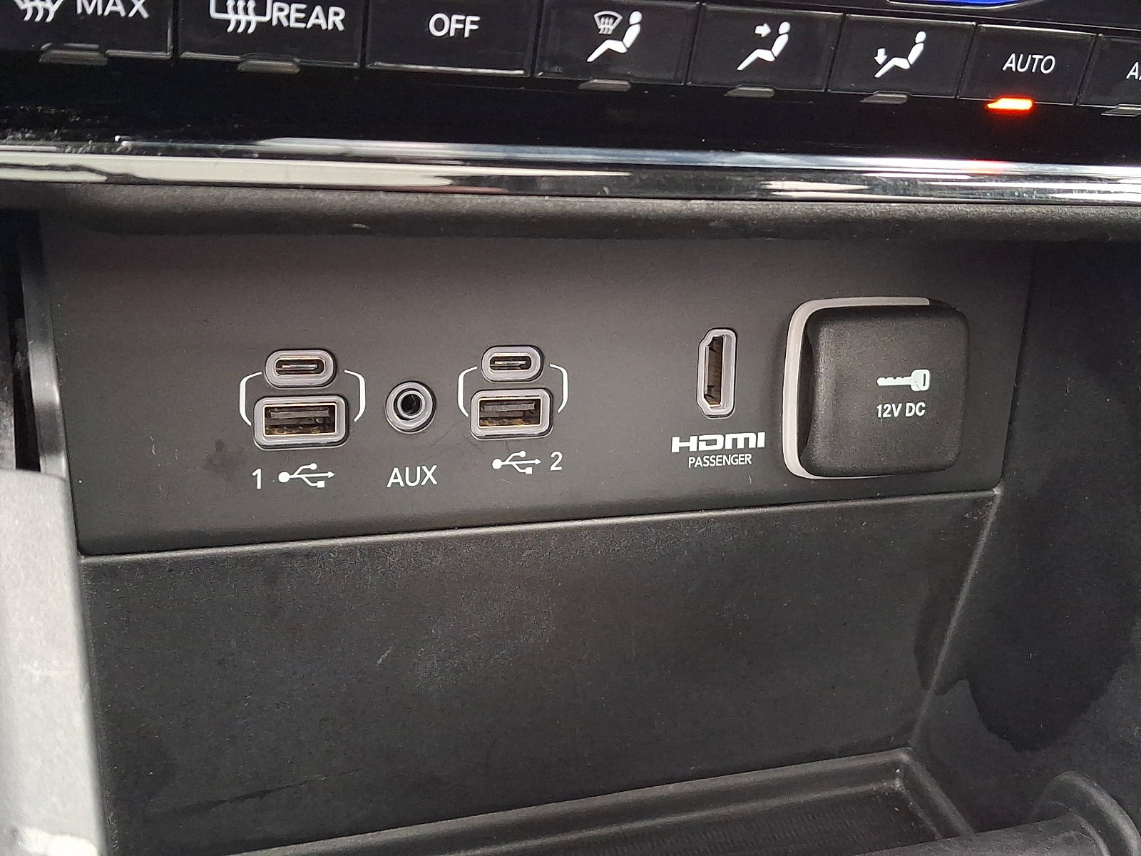 Used 2024 Jeep Grand Cherokee Limited 4xe image 28