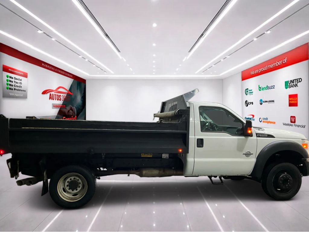 Used 2015 Ford F550 2WD Regular Cab Super Duty image 8