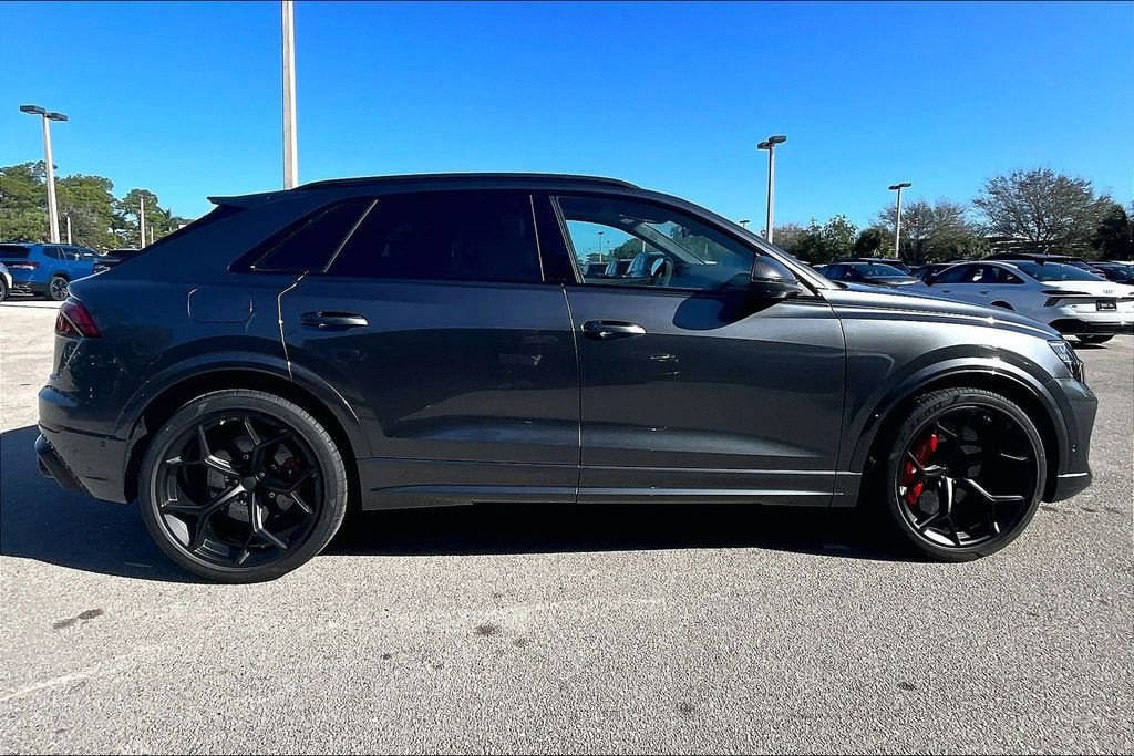 New 2026 Audi RS Q8 performance image 4