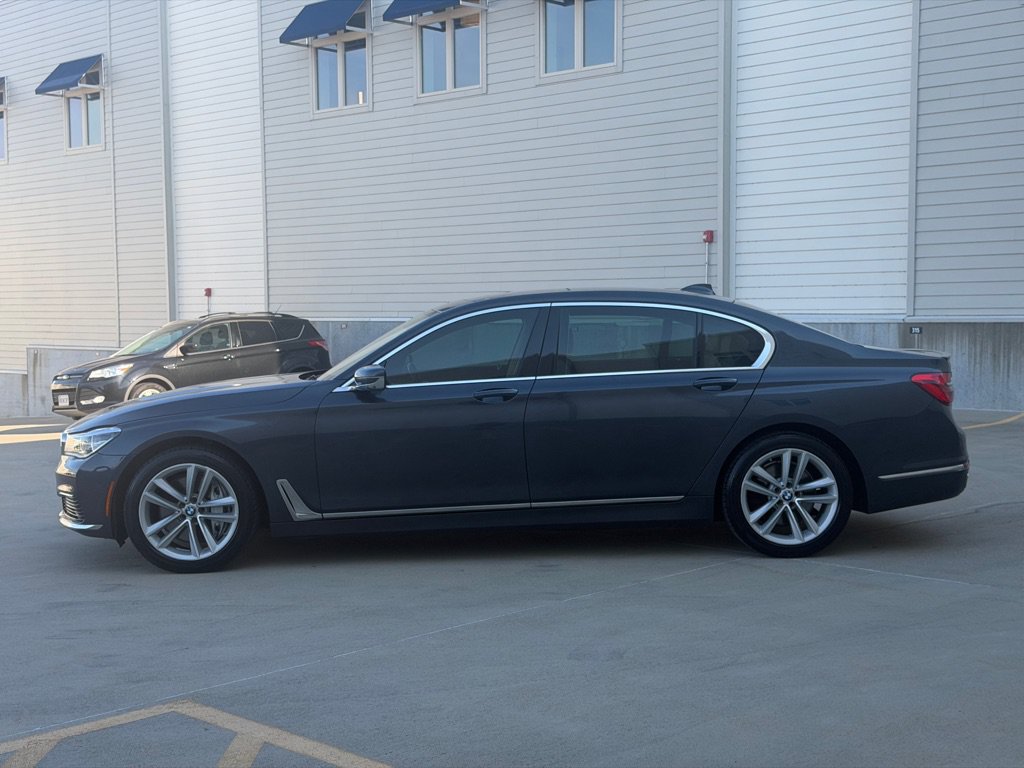 Used 2016 BMW 750i xDrive AWD/4WD image 6