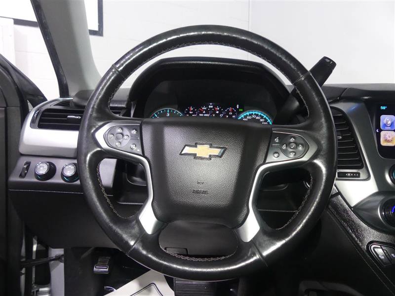 Used 2017 Chevrolet Suburban LT image 31