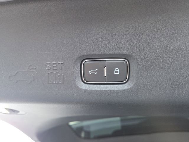 Used 2025 Ford Expedition Max King Ranch image 23