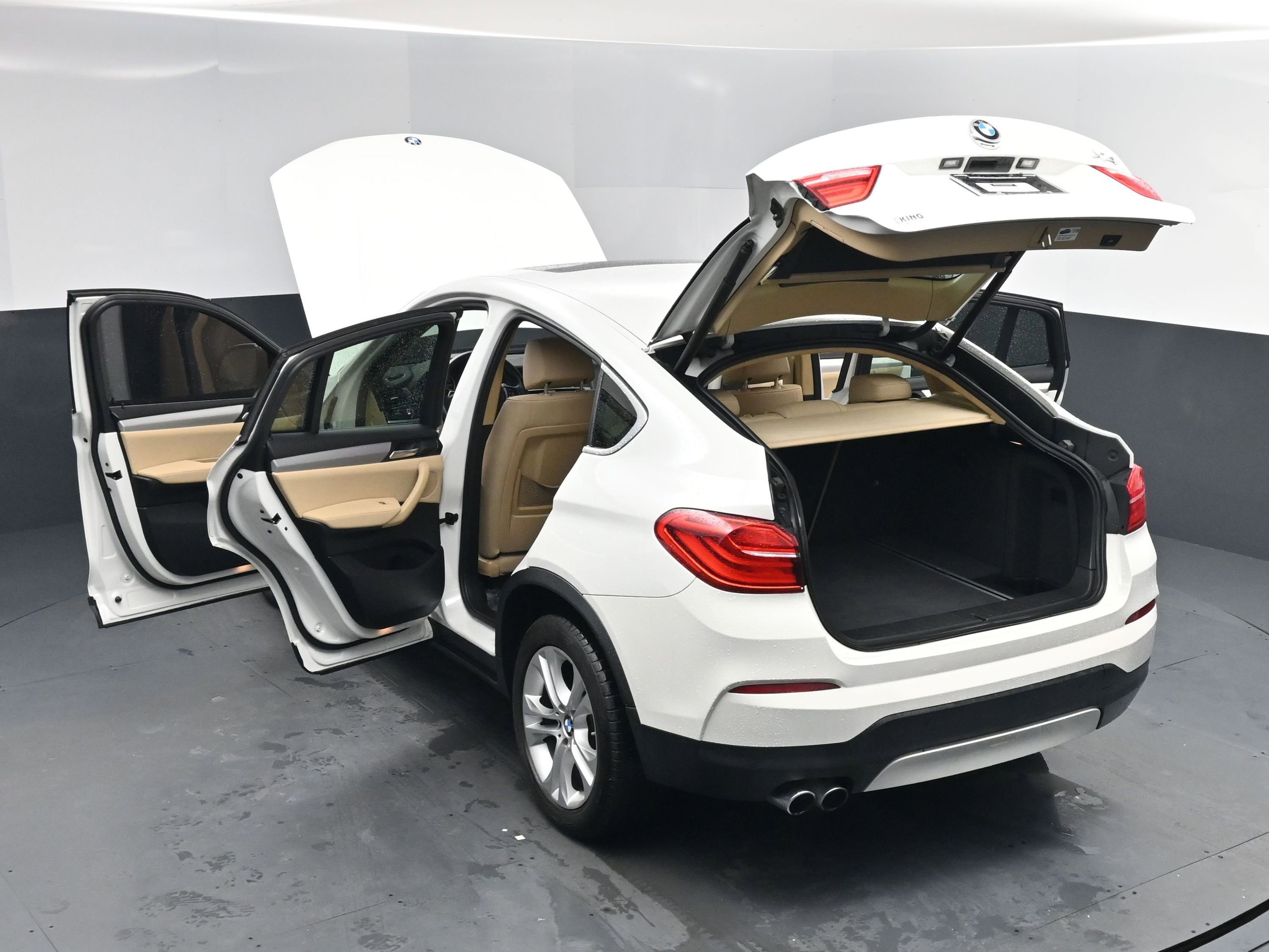 Used 2017 BMW X4 xDrive28i image 15