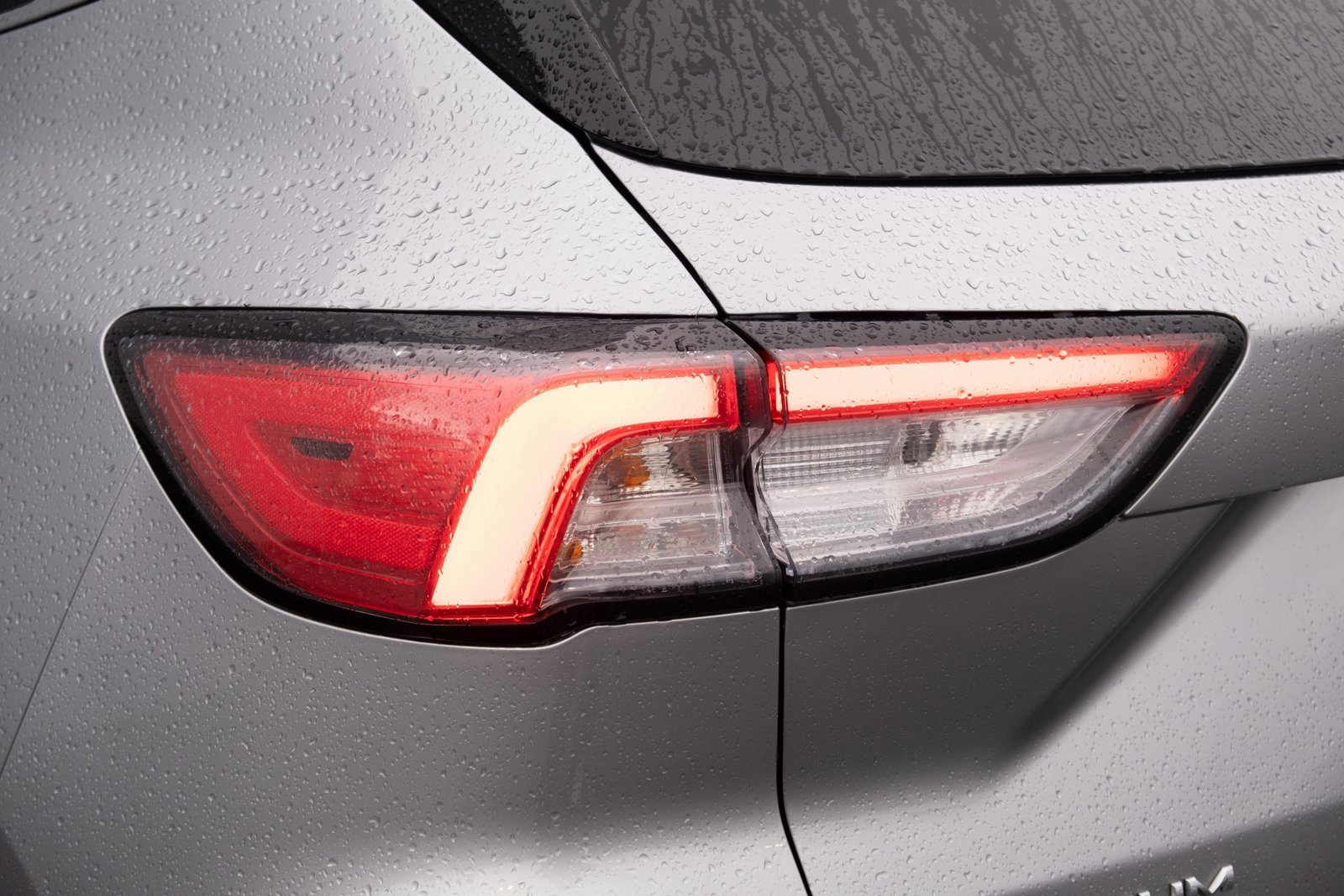 Used 2021 Ford Escape Titanium image 28