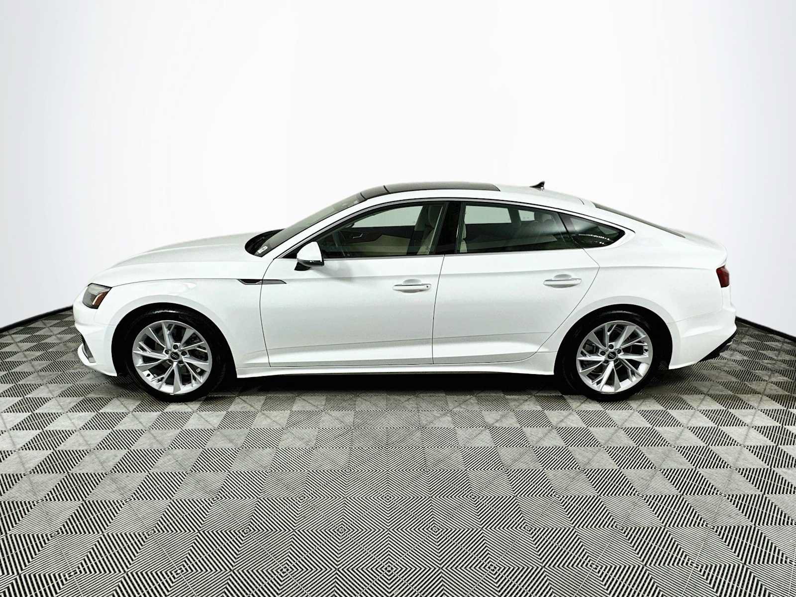 Certified 2023 Audi A5 2.0T Premium w/ Convenience Package AWD/4WD image 4