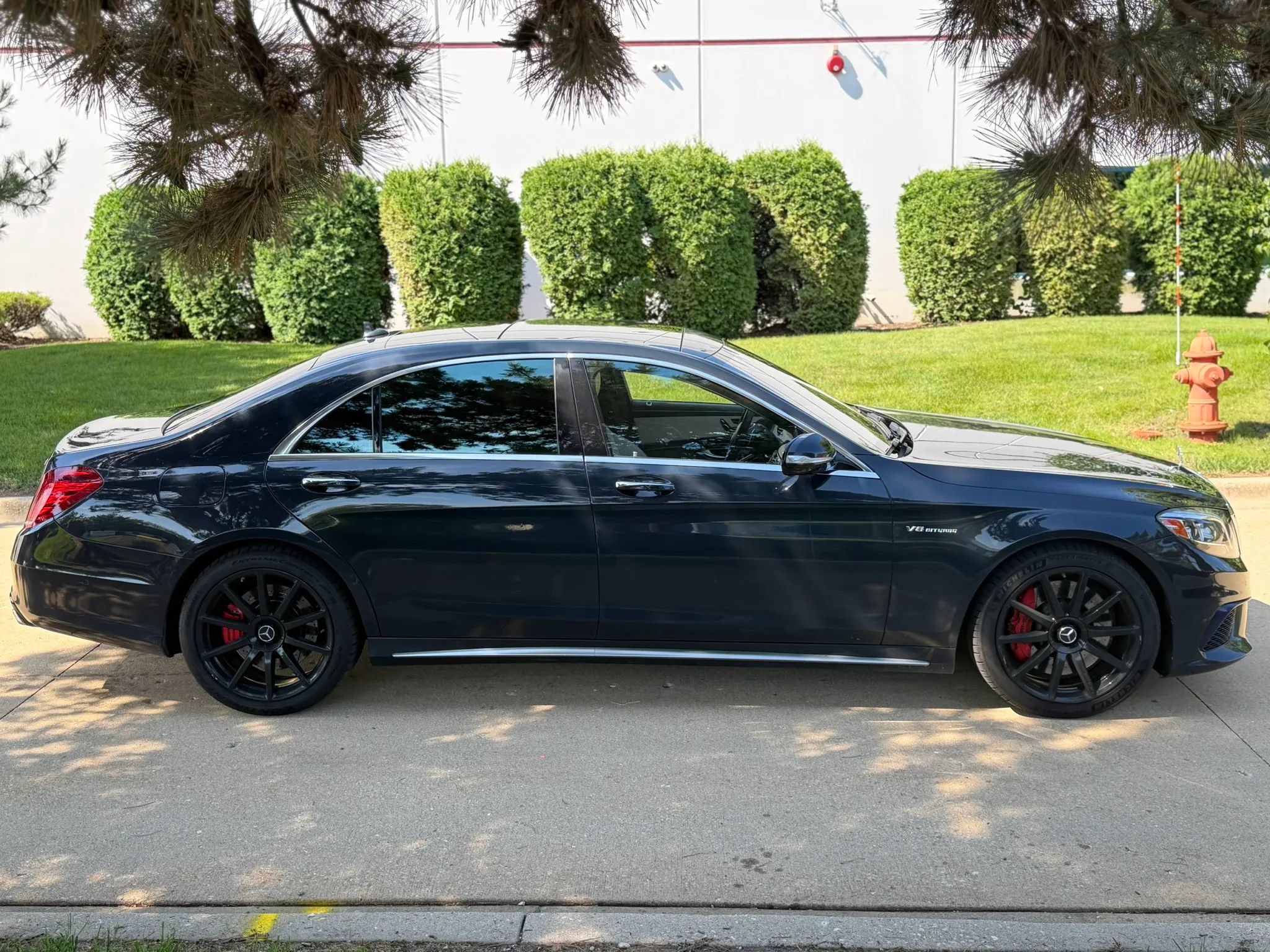 Used 2016 Mercedes-Benz S 63 AMG 4MATIC Sedan image 4