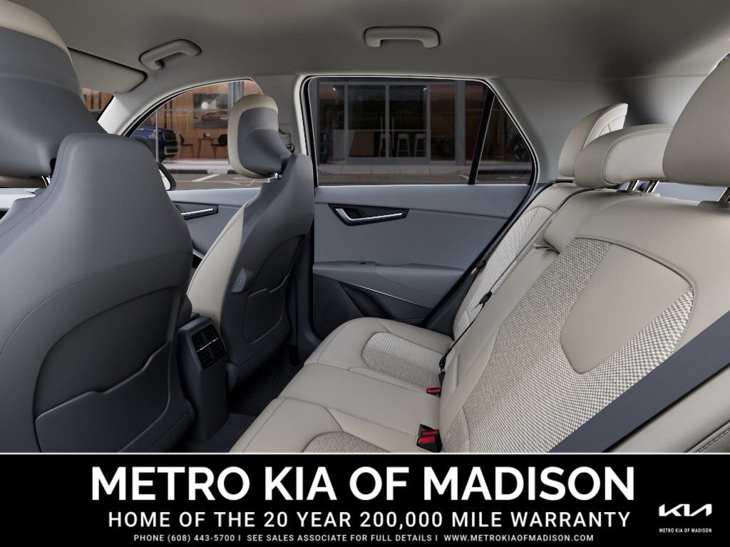 New 2026 Kia Niro EX FWD image 18