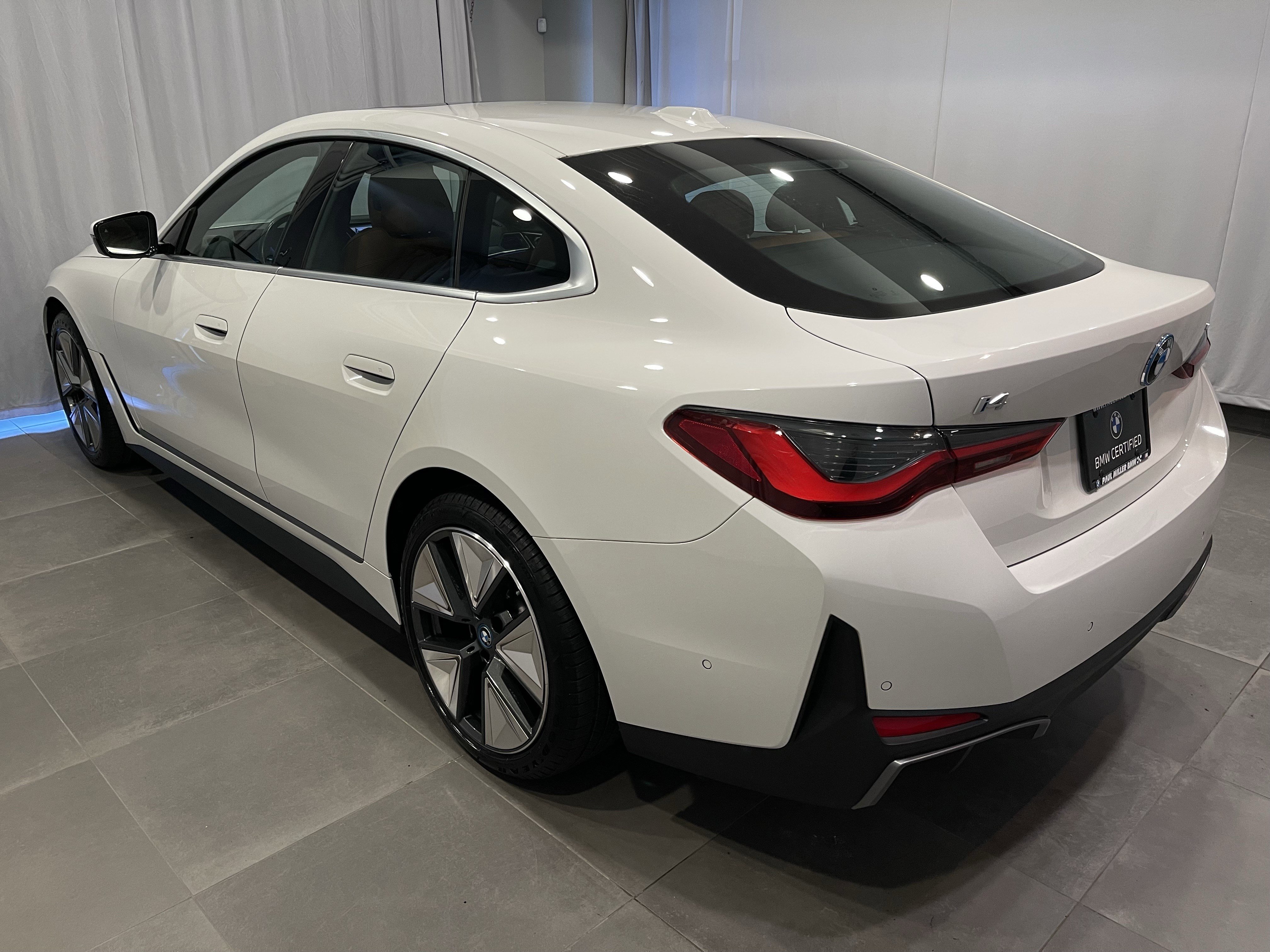 Certified 2023 BMW i4 eDrive35 w/ Premium Package image 4