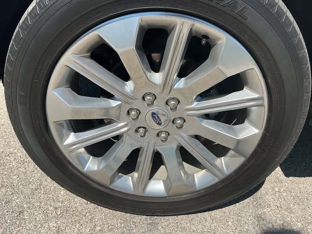 Used 2023 Ford F150 Limited AWD/4WD image 8