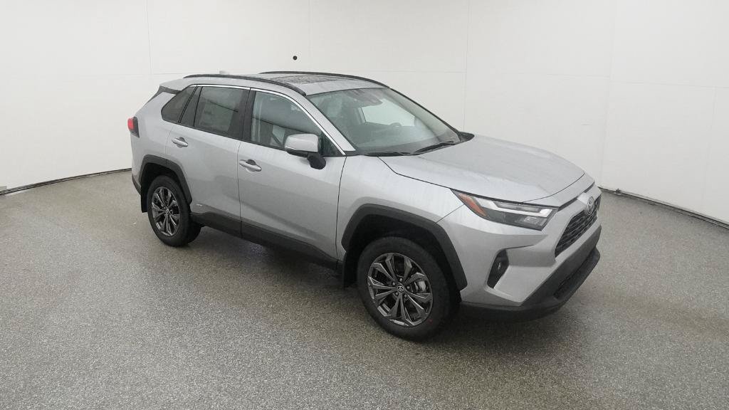 New 2025 Toyota RAV4 XLE Premium w/ Weather Package AWD/4WD image 16