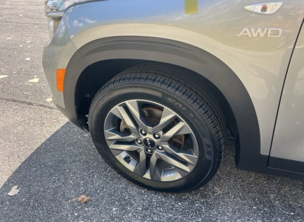 Used 2023 Kia Seltos LX image 23