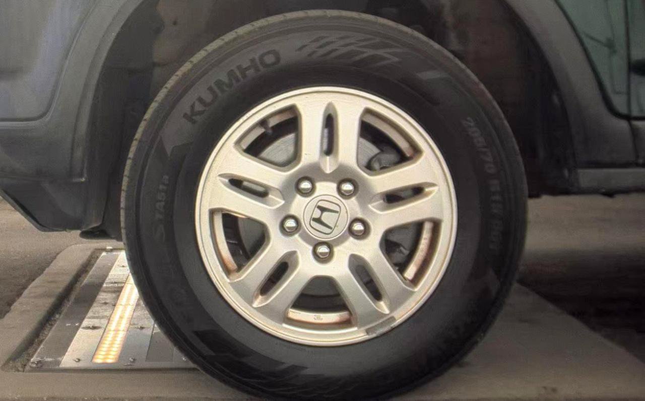 Used 2004 Honda CR-V EX image 9