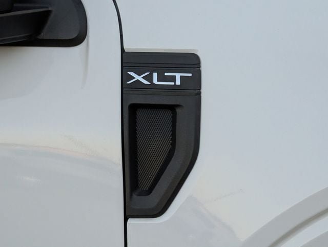 Used 2024 Ford Maverick XLT FWD image 11