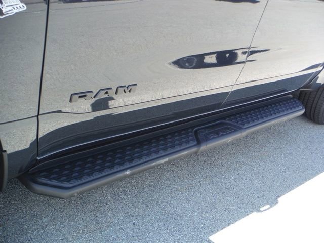 New 2026 RAM 1500 Express AWD/4WD image 6