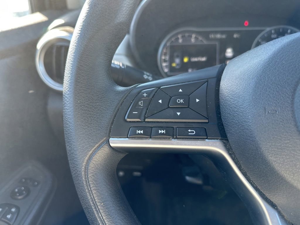 Used 2021 Nissan Versa SV image 18