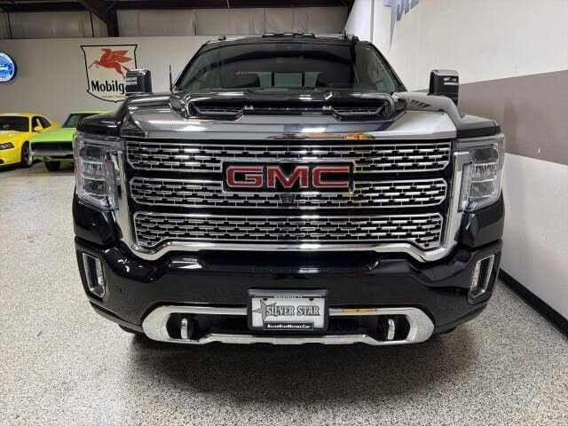 Used 2022 GMC Sierra 2500 Denali w/ Denali Ultimate Package AWD/4WD image 31