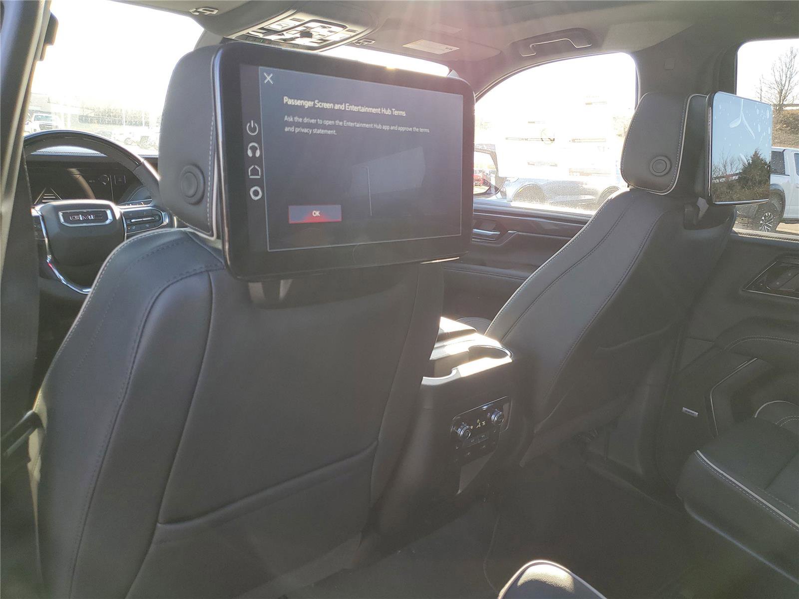 New 2026 GMC Yukon Elevation w/ Elevation Premium Package image 15