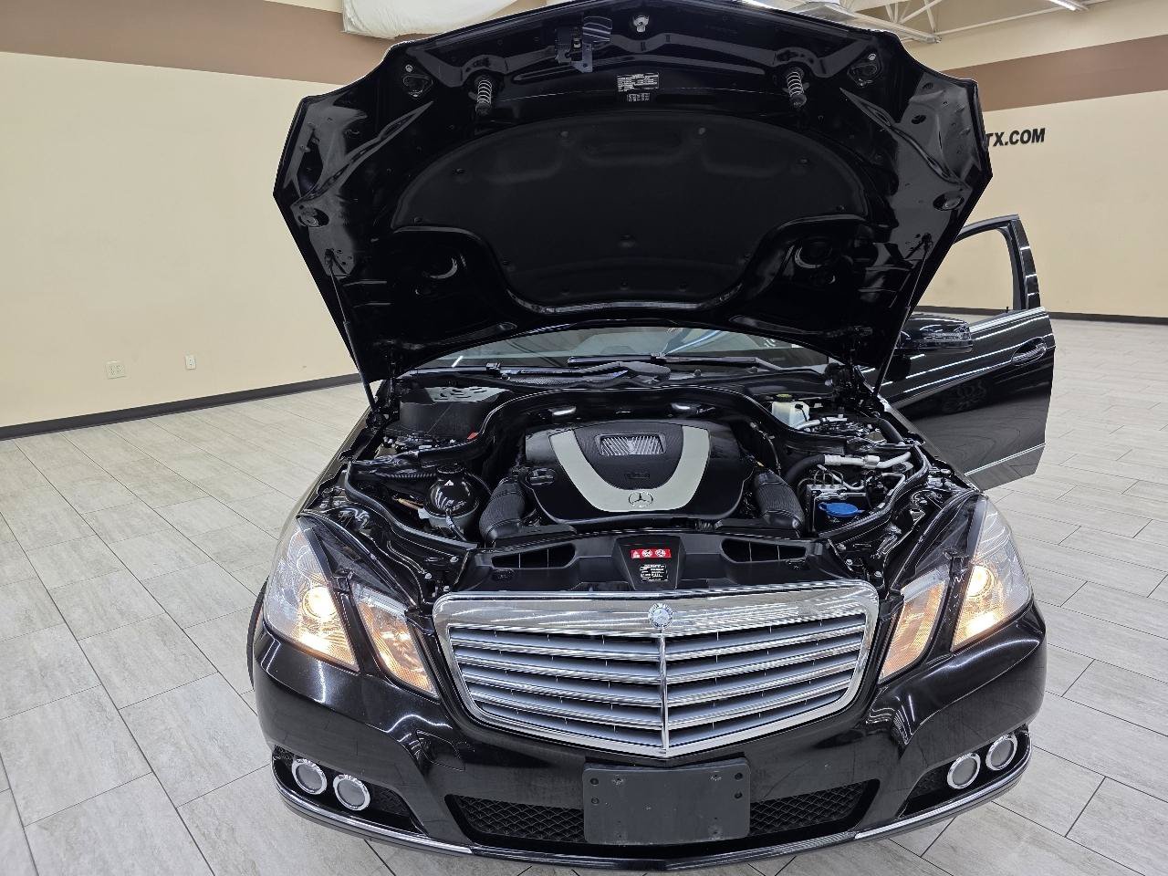 Used 2010 Mercedes-Benz E 350 Sedan image 42