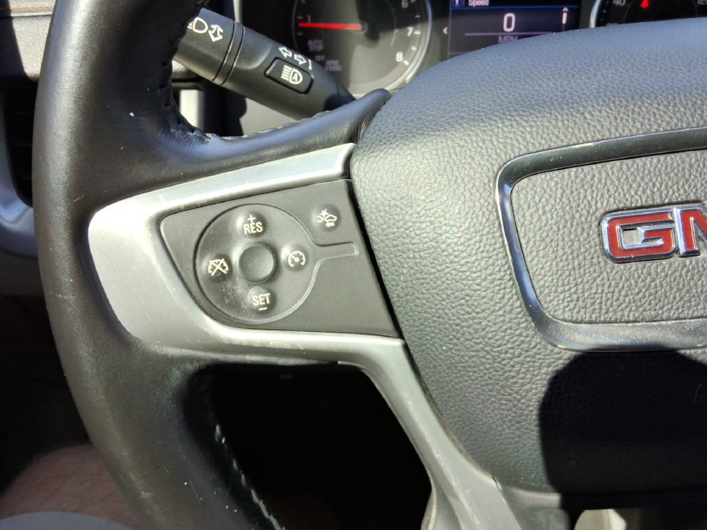 Used 2020 GMC Terrain SLE FWD image 27