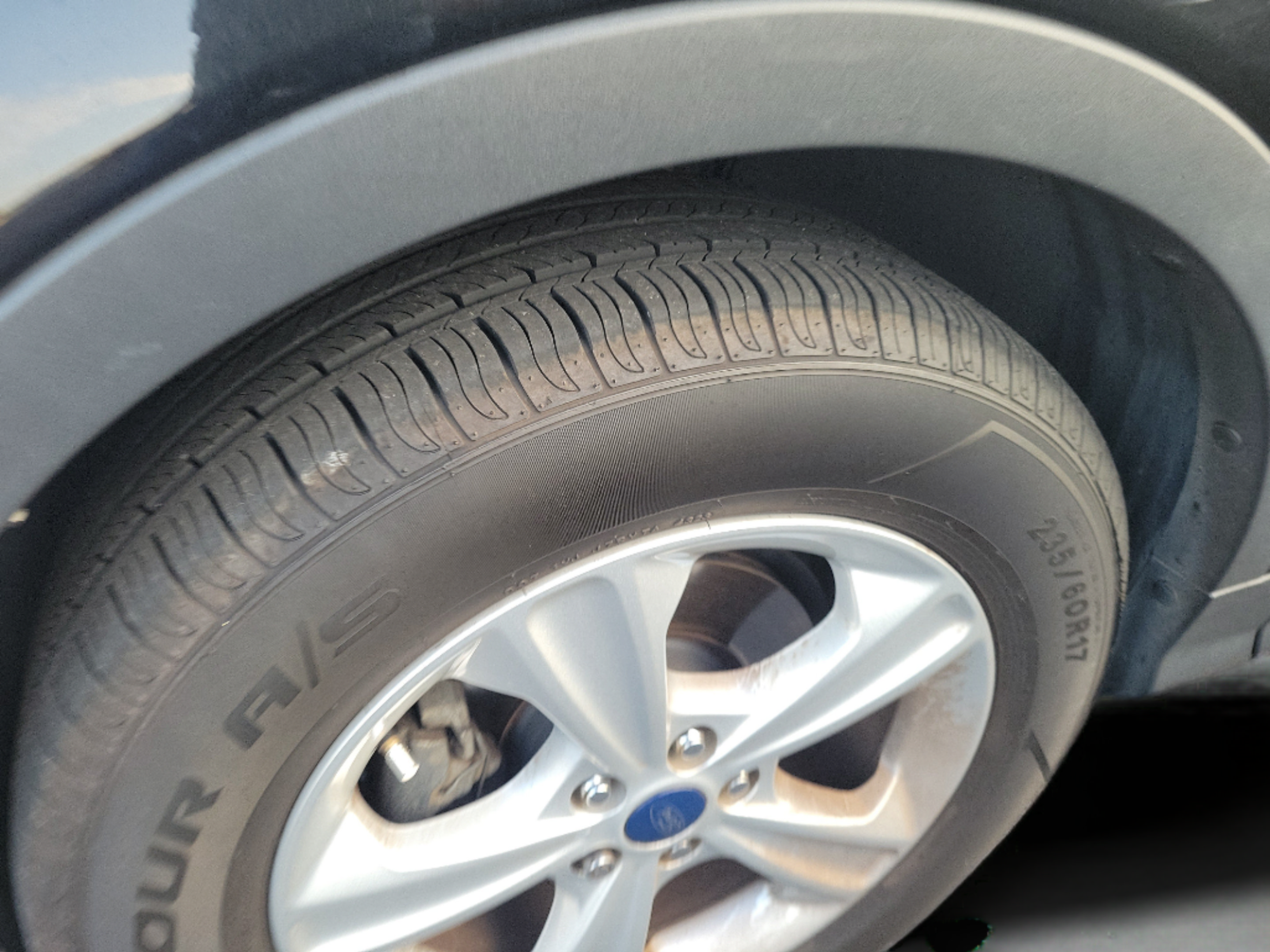 Used 2015 Ford Escape SE FWD image 14