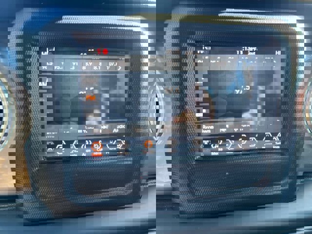 Used 2018 Jeep Wrangler Unlimited Sahara w/ Dual Top Group image 14