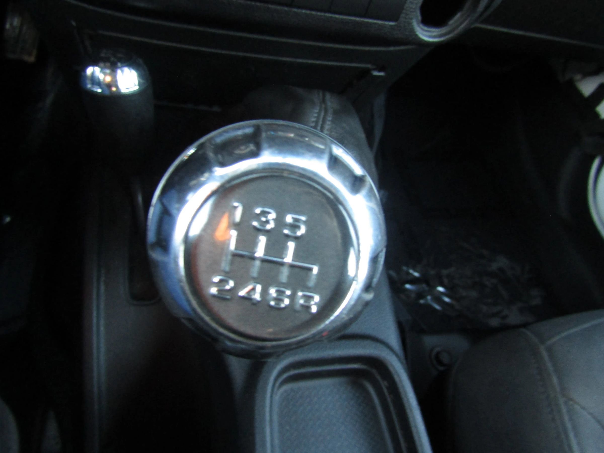 Used 2016 Jeep Wrangler Unlimited Sport w/ Connectivity Group AWD/4WD image 24