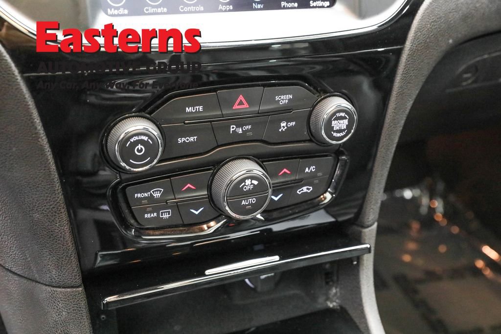 Used 2023 Chrysler 300 S image 20