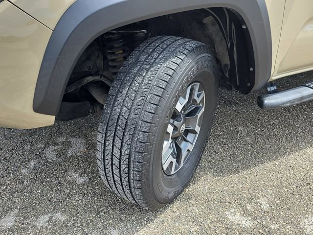 Used 2018 Toyota Tacoma TRD Off-Road image 31