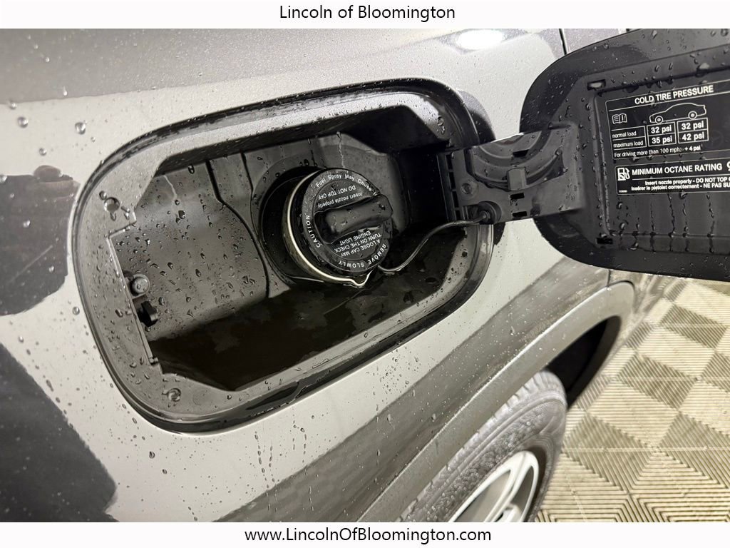 Used 2022 Mercedes-Benz GLC 300 GLC 300 image 12