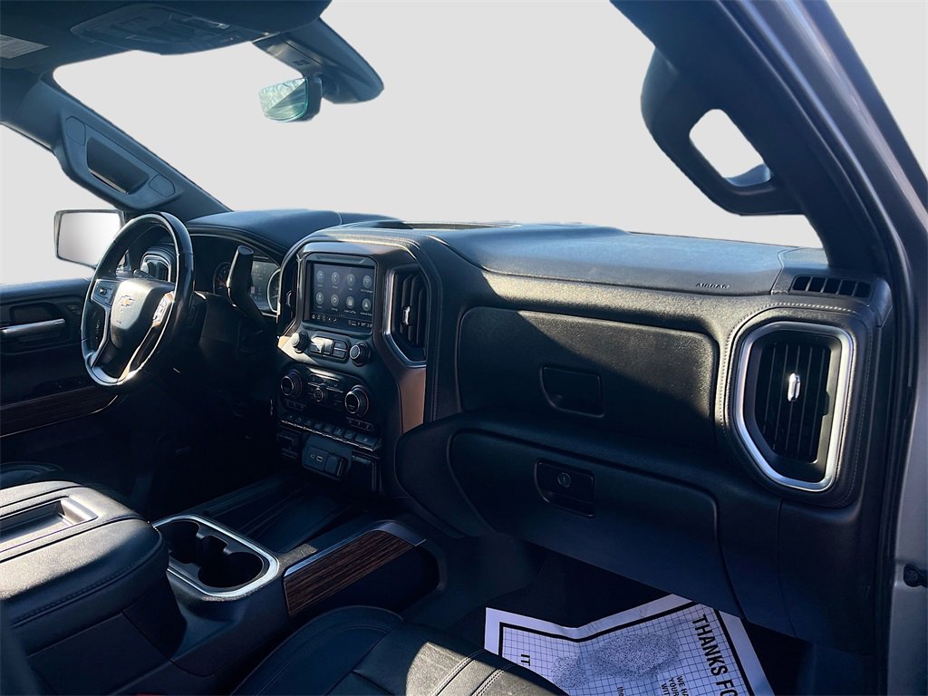 Used 2021 Chevrolet Silverado 1500 High Country w/ Technology Package image 31