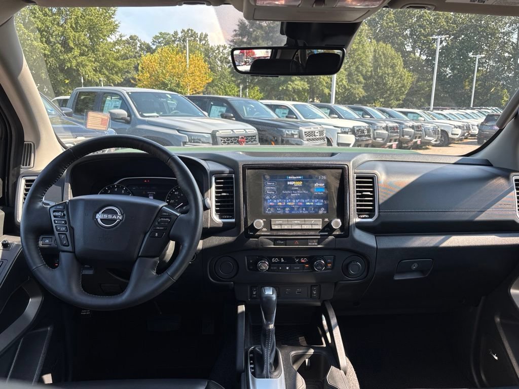 Used 2024 Nissan Frontier SL w/ Technology Package RWD image 8